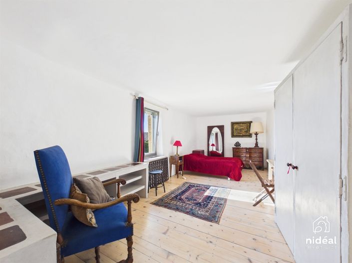 Image No.16-5 Bed House for sale