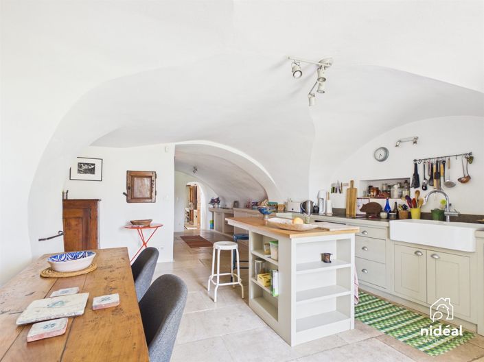 Image No.7-5 Bed House for sale