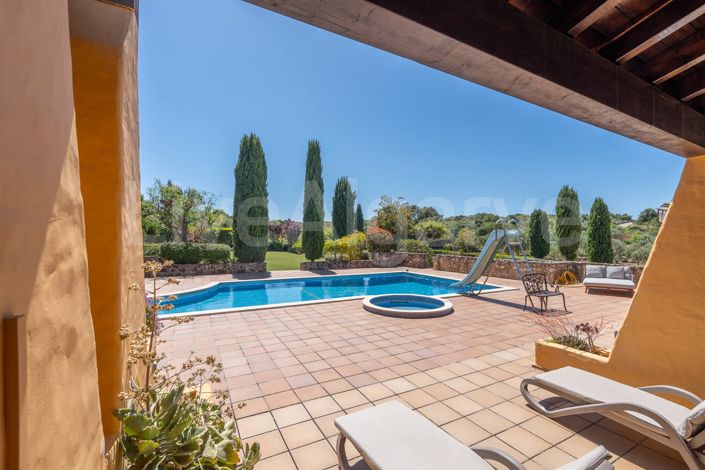 Image No.23-6 Bed House for sale