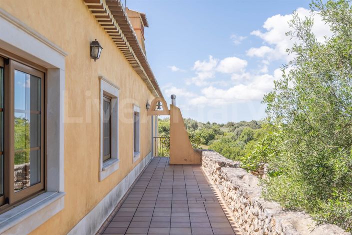 Image No.43-6 Bed House for sale