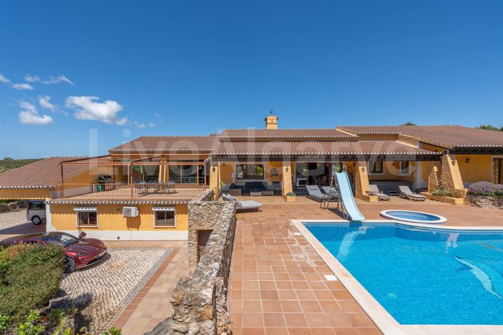 Image No.45-6 Bed House for sale