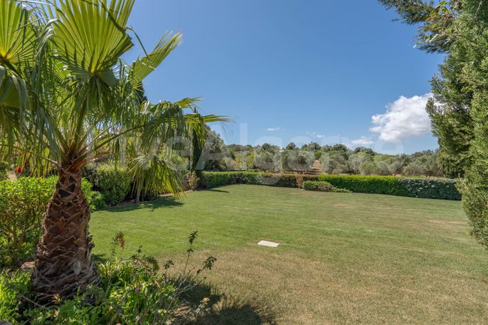 Image No.49-6 Bed House for sale