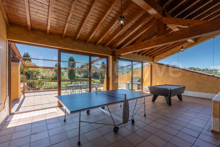 Image No.55-6 Bed House for sale