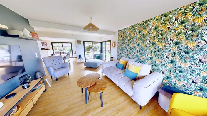 Image No.18-4 Bed House for sale