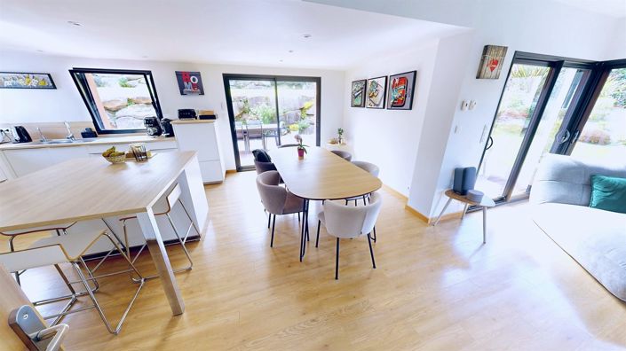 Image No.19-4 Bed House for sale