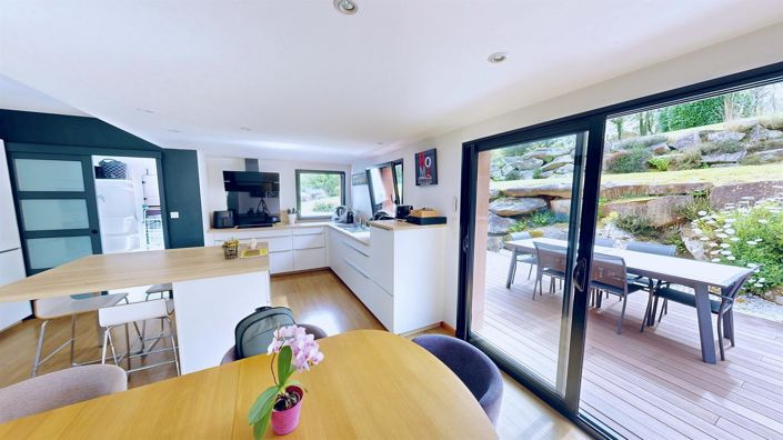 Image No.20-4 Bed House for sale