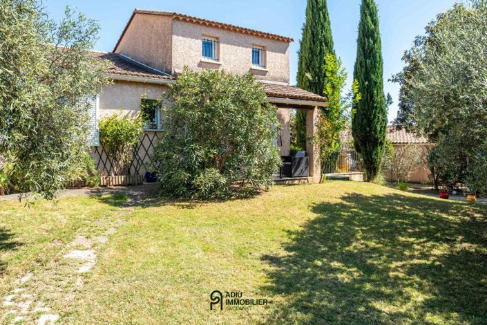 Image No.3-Maison de 5 chambres à vendre à Uzès