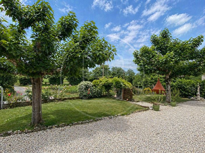 Image No.3-4 Bed House for sale