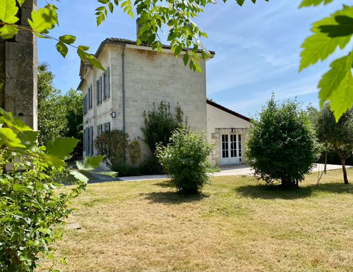 Image No.2-4 Bed House for sale