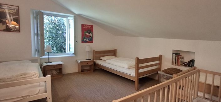 Image No.17-5 Bed House for sale