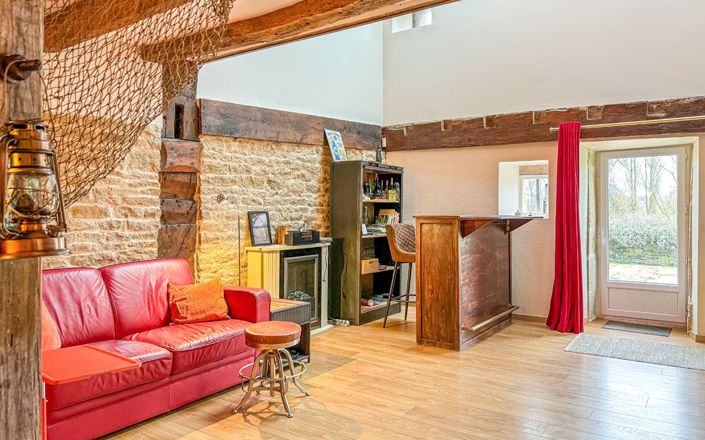 Image No.10-4 Bed House for sale