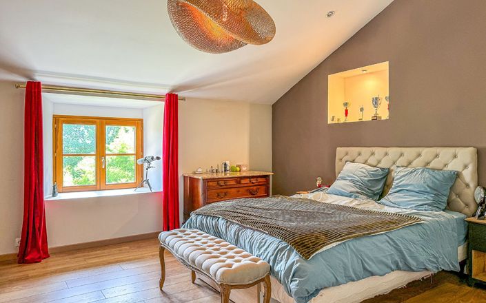 Image No.13-4 Bed House for sale