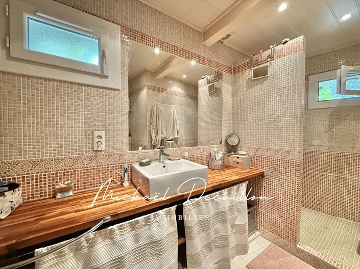 Image No.13-4 Bed House for sale
