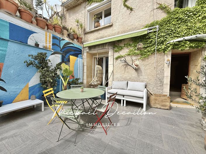 Image No.16-4 Bed House for sale
