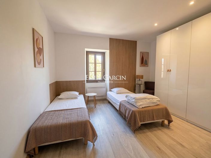 Image No.3-3 Bed House for sale