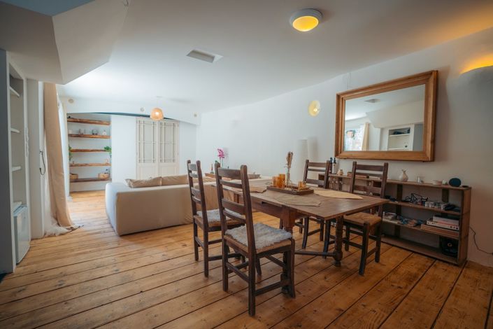 Image No.11-3 Bed House for sale