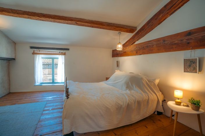 Image No.18-3 Bed House for sale
