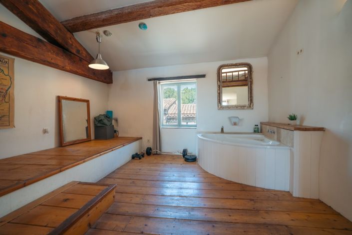Image No.32-3 Bed House for sale