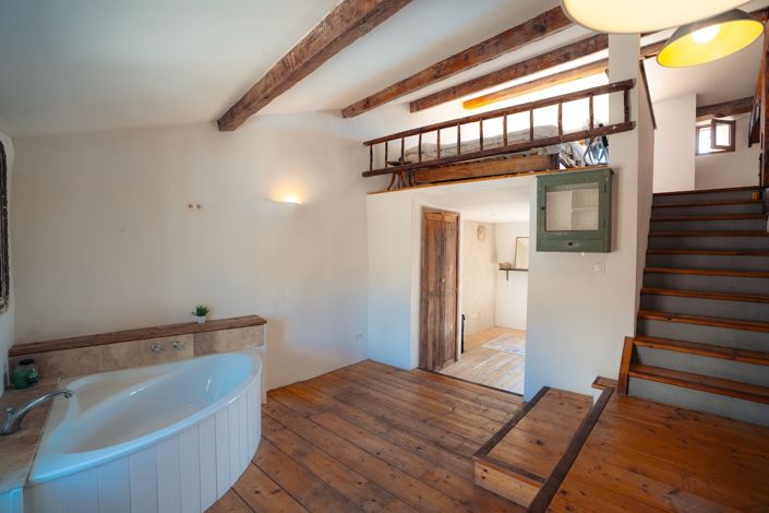 Image No.33-3 Bed House for sale