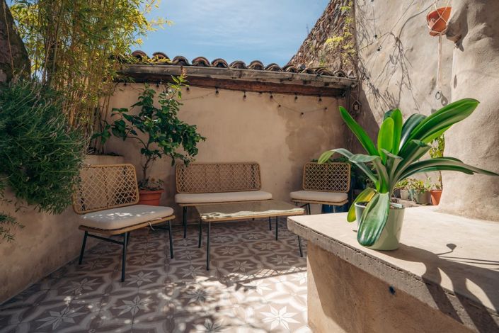 Image No.42-3 Bed House for sale