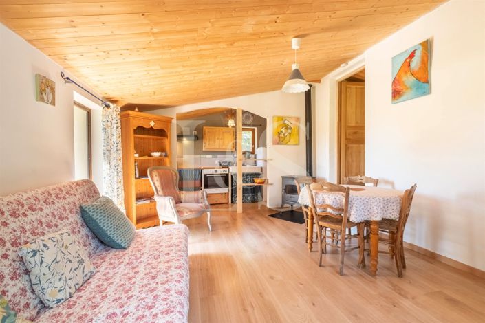 Image No.18-3 Bed House for sale