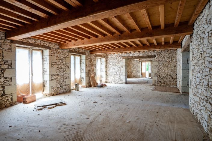 Image No.7-7 Bed House for sale