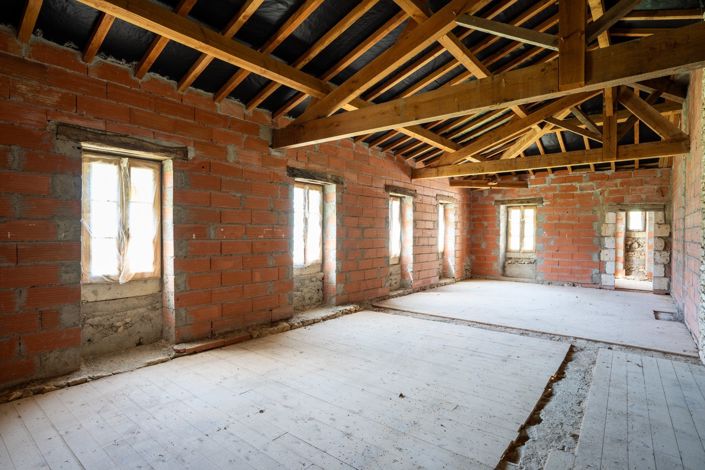 Image No.9-4 Bed House for sale