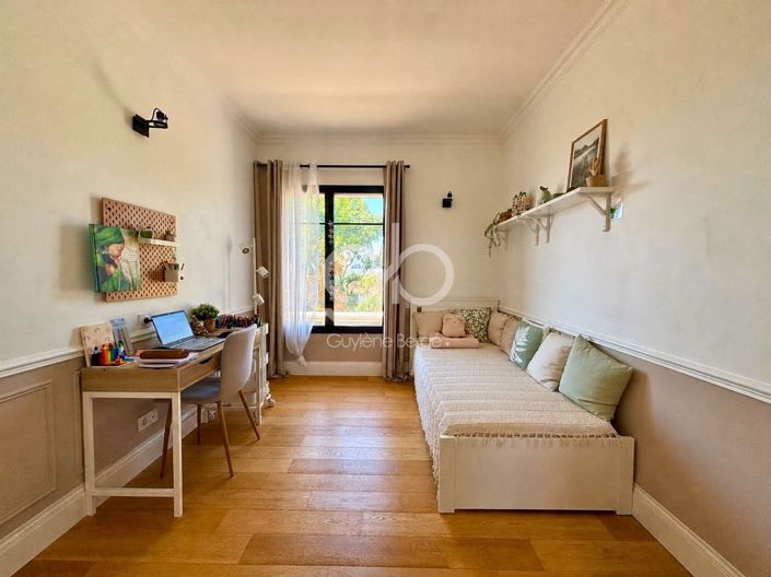 Image No.11-4 Bed House for sale