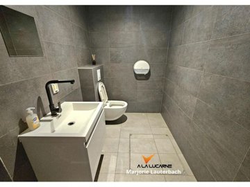 aaqkvd3jt70hpz8m11