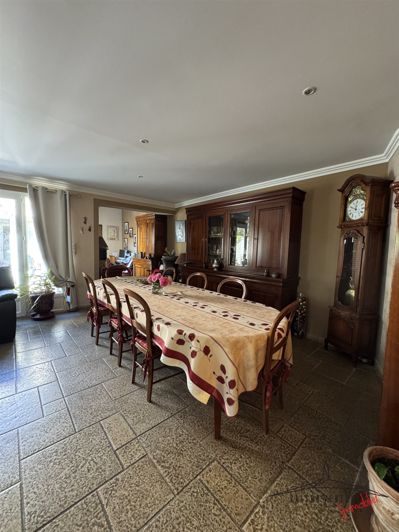 Image No.11-2 Bed House for sale