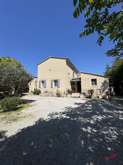 Image No.2-2 Bed House for sale