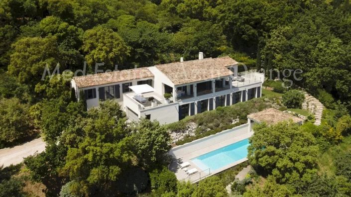 Image No.21-6 Bed House for sale