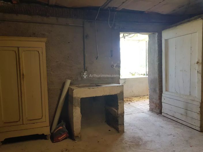 Image No.12-2 Bed House for sale