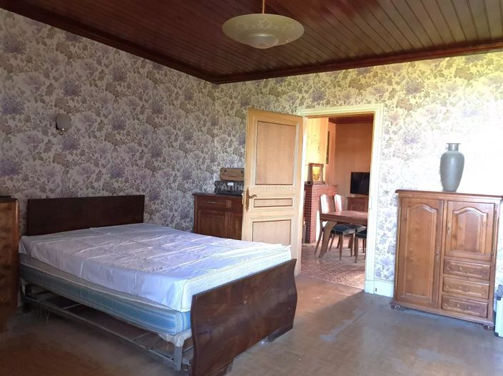 Image No.6-2 Bed House for sale