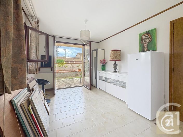 Image No.13-4 Bed House for sale