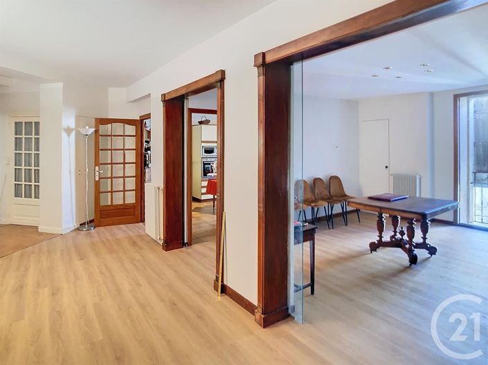 Image No.3-4 Bed Apartment for sale