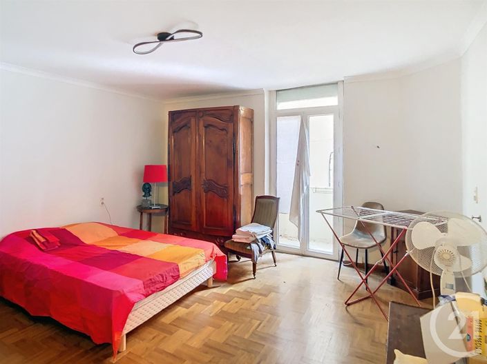 Image No.9-4 Bed Apartment for sale