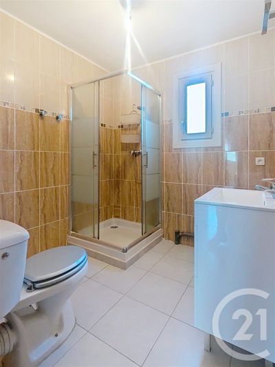 Image No.10-3 Bed House for sale