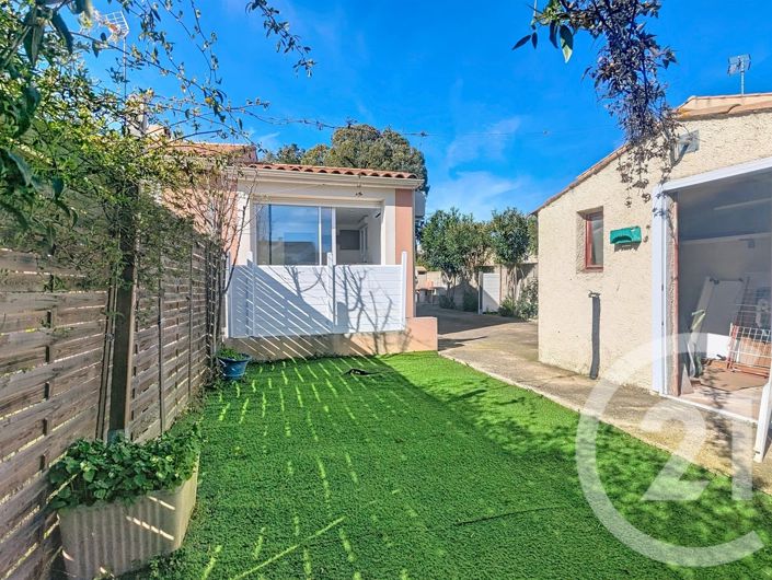 Image No.17-3 Bed House for sale