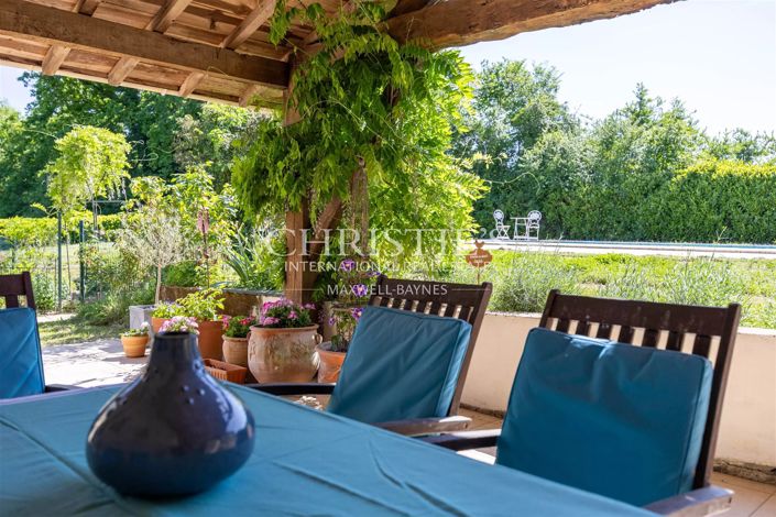 Image No.23-6 Bed House for sale