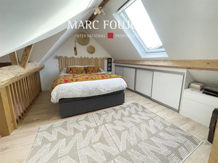 Image No.17-3 Bed House for sale