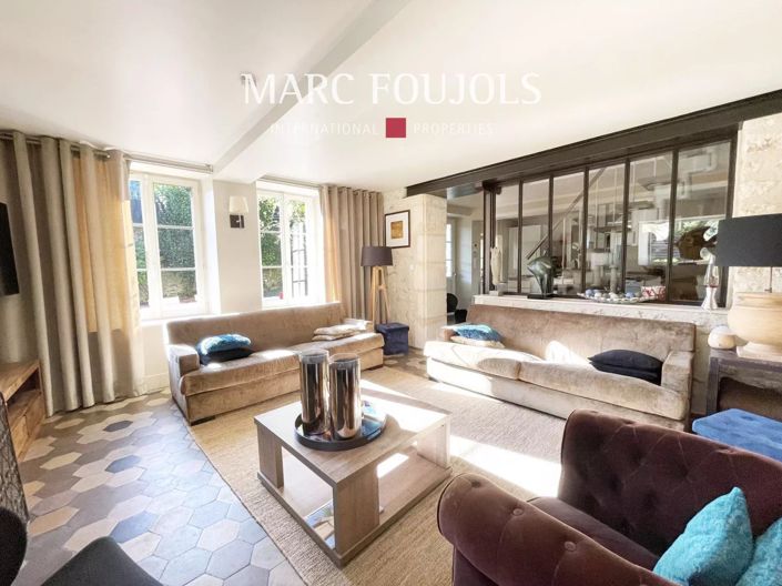 Image No.8-4 Bed House for sale