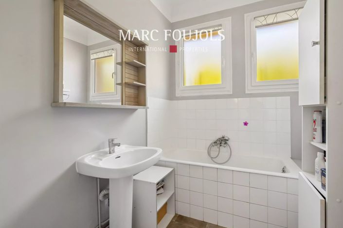 Image No.14-4 Bed House for sale