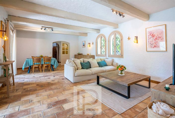 Image No.13-3 Bed House for sale