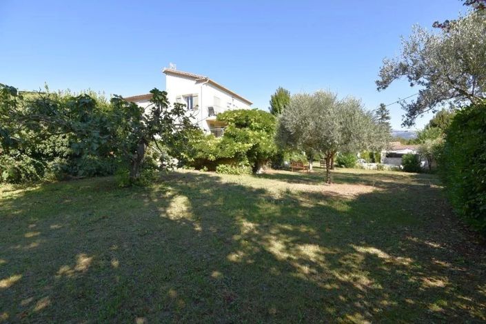 Image No.35-5 Bed House for sale
