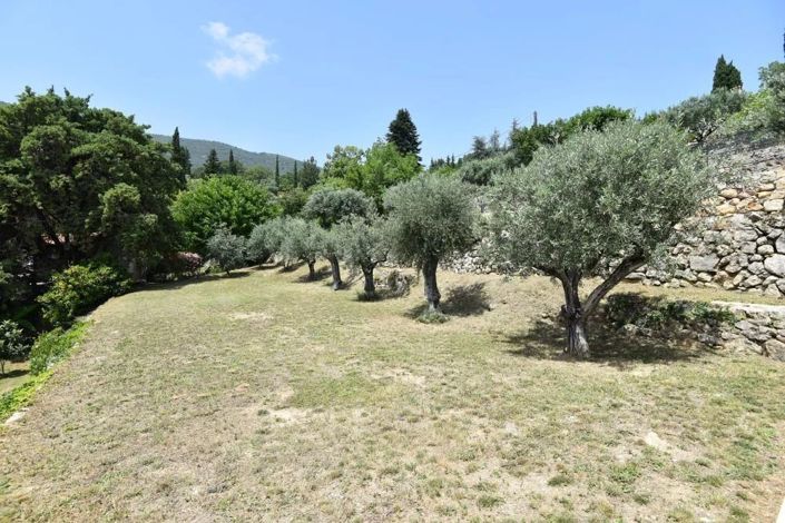 Image No.12-4 Bed House for sale