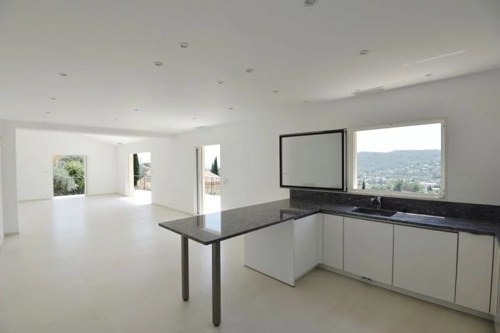 Image No.5-4 Bed House for sale