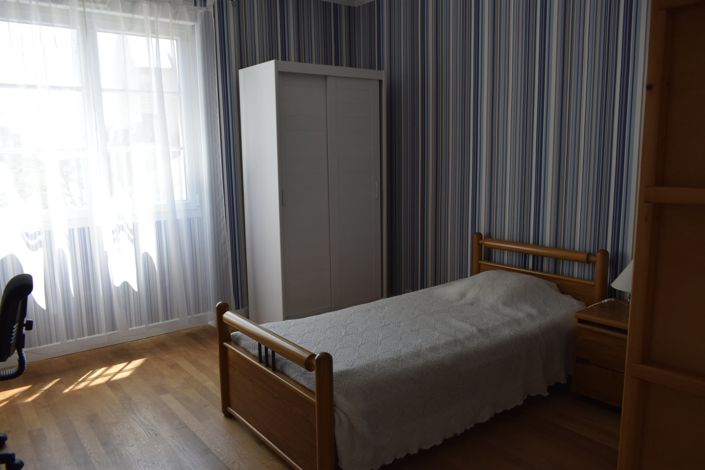 Image No.13-5 Bed House for sale