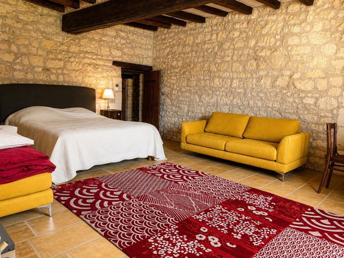 Image No.8-5 Bed House for sale