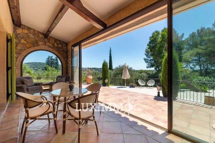 Image No.13-6 Bed House for sale